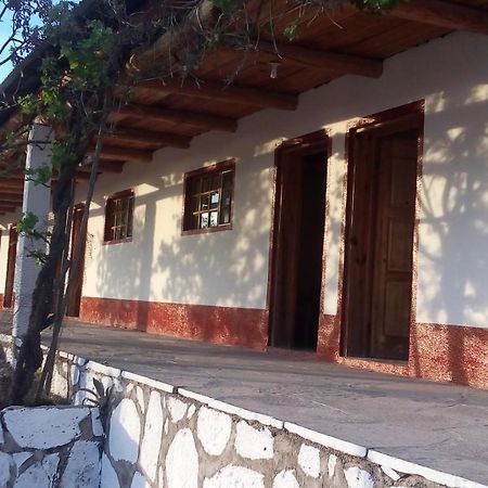 Hotel Entronque Barrancas San Alonso エクステリア 写真